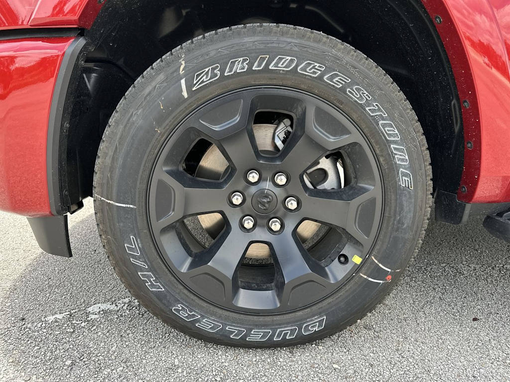 Thumbnail: 2026 RAM 1500 - 8