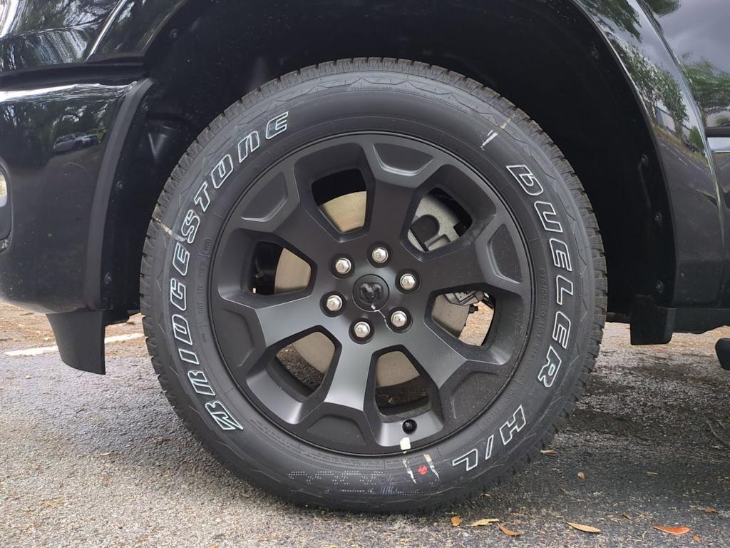 Thumbnail: 2026 RAM 1500 - 8