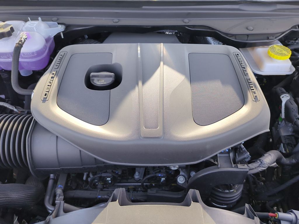 Thumbnail: 2026 RAM 1500 - 9