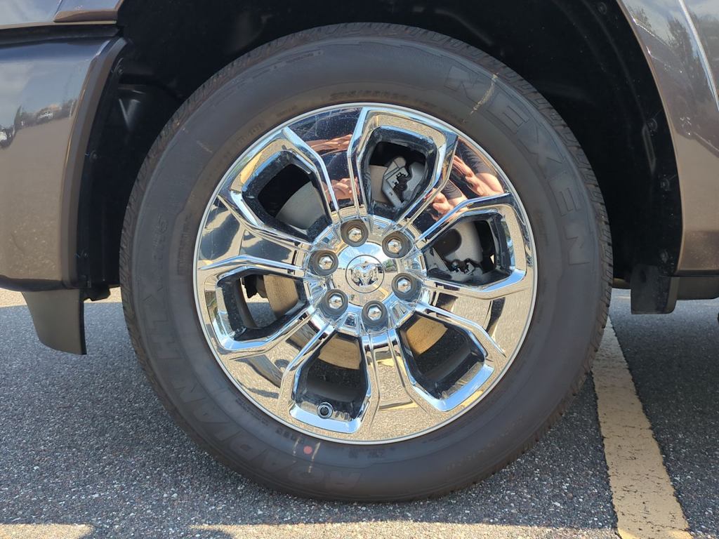 Thumbnail: 2026 RAM 1500 - 8