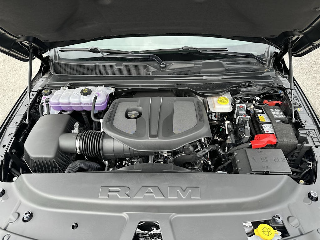 Thumbnail: 2026 RAM 1500 - 9