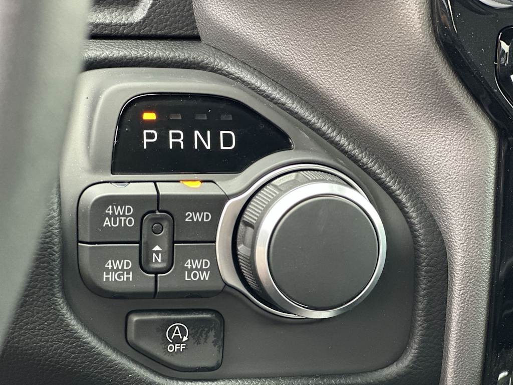 Thumbnail: 2026 RAM 1500 - 15
