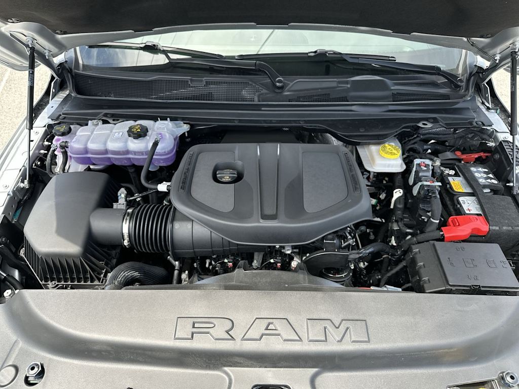 Thumbnail: 2026 RAM 1500 - 9