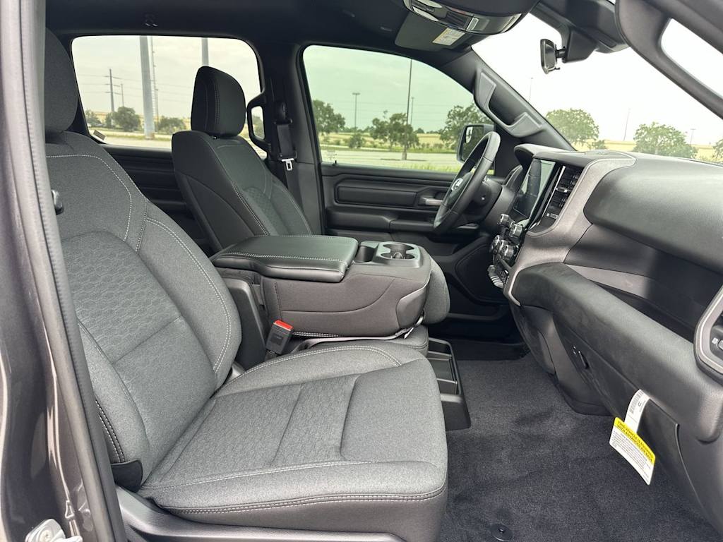 Thumbnail: 2026 RAM 1500 - 29