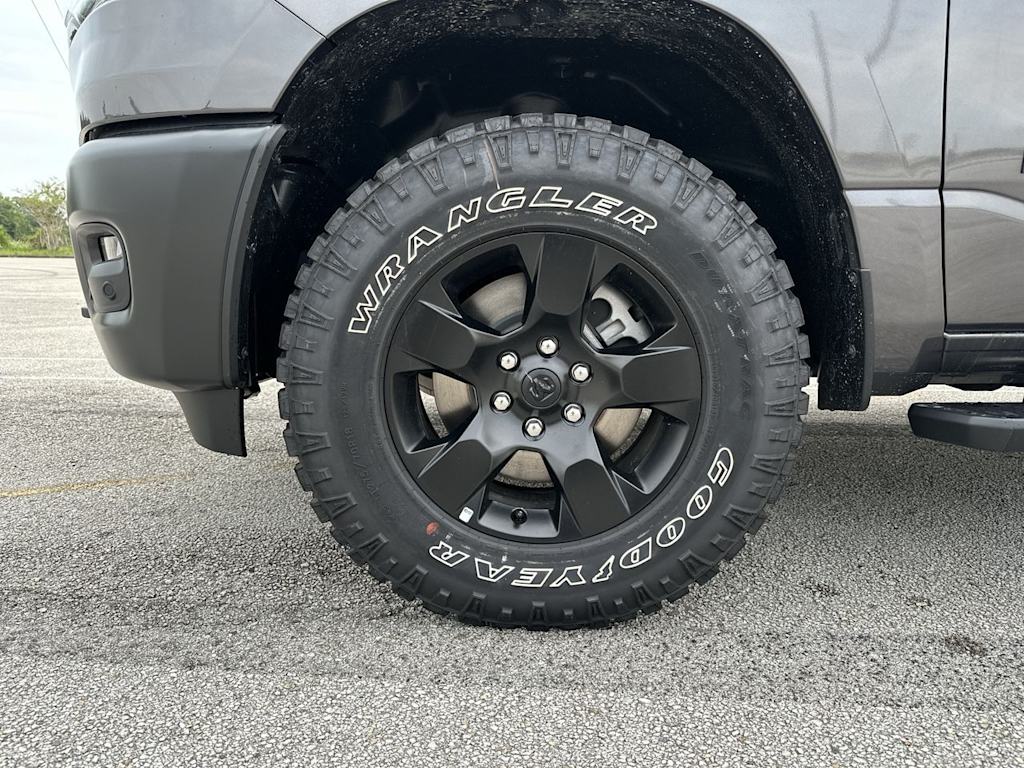 Thumbnail: 2026 RAM 1500 - 8