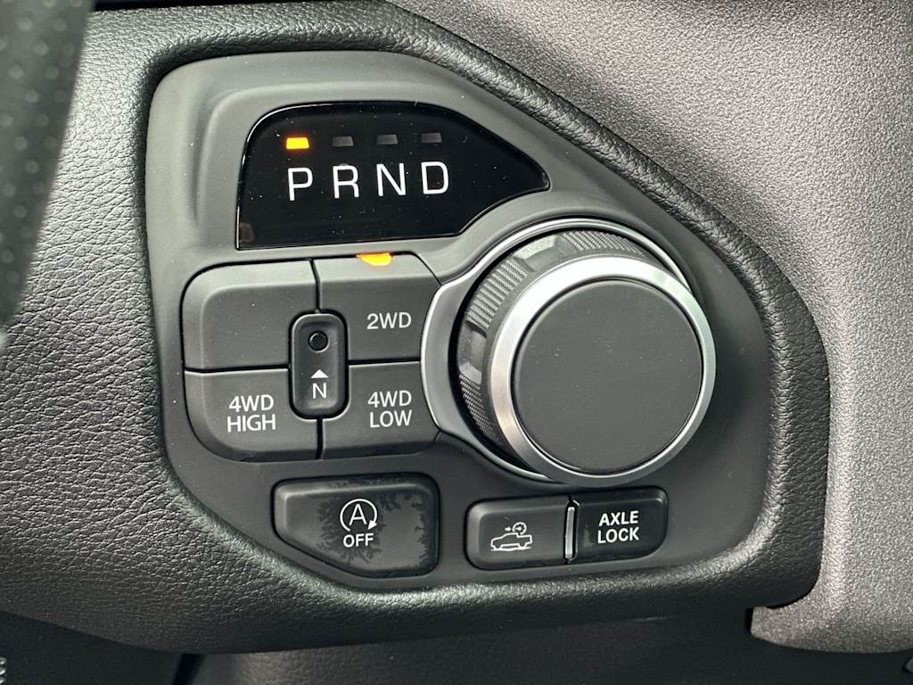 Thumbnail: 2026 RAM 1500 - 31