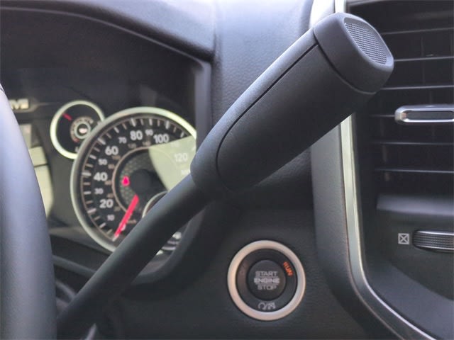 2024 RAM 2500 Big Horn 33