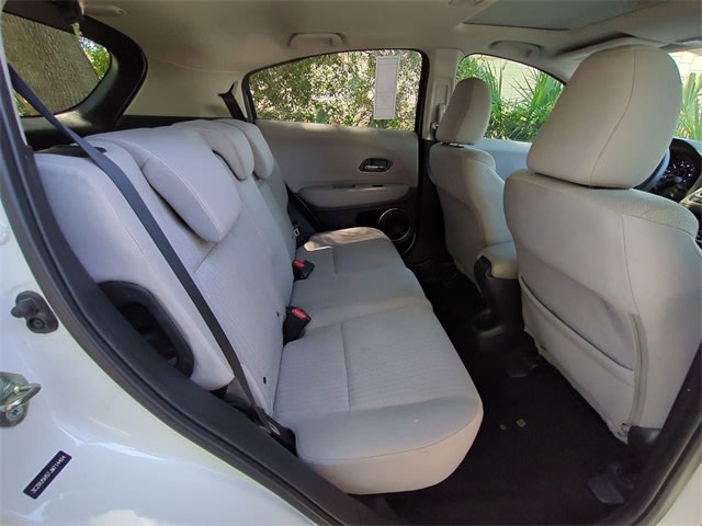 2018 Honda HR-V EX 29