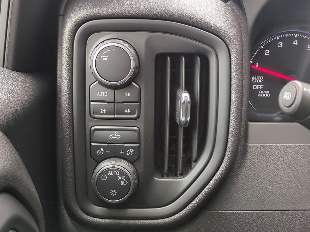 Thumbnail: 2025 Chevrolet Silverado 1500 - 26