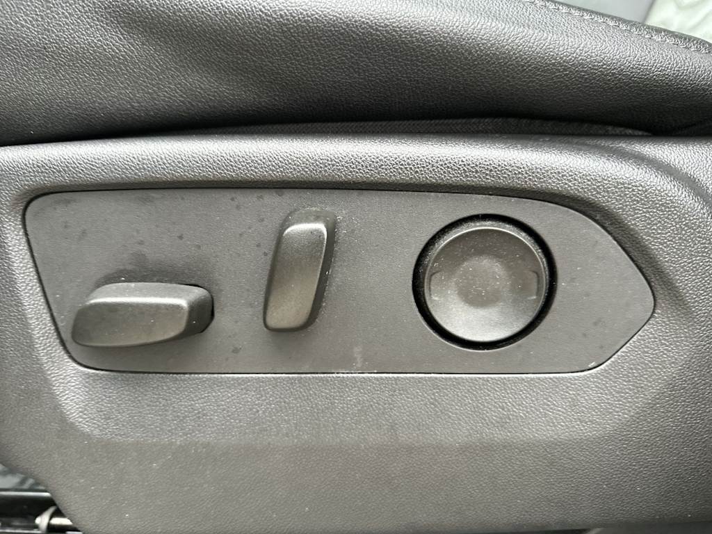Thumbnail: 2023 Chevrolet Silverado 1500 - 28