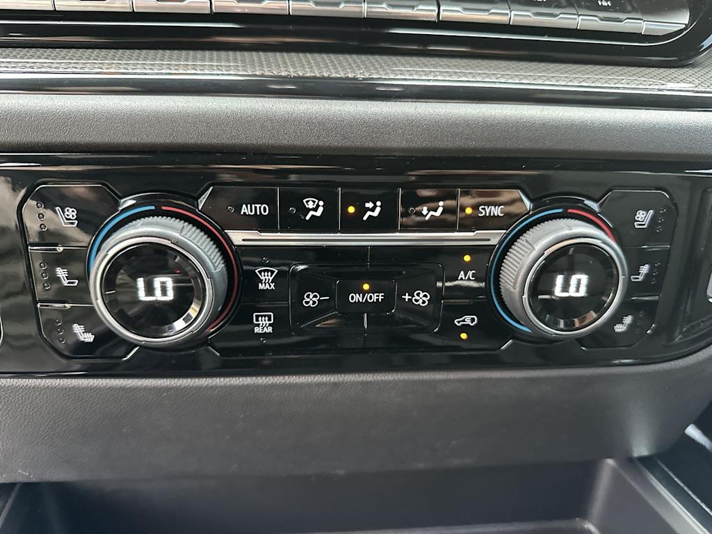 Thumbnail: 2023 Chevrolet Silverado 1500 - 31