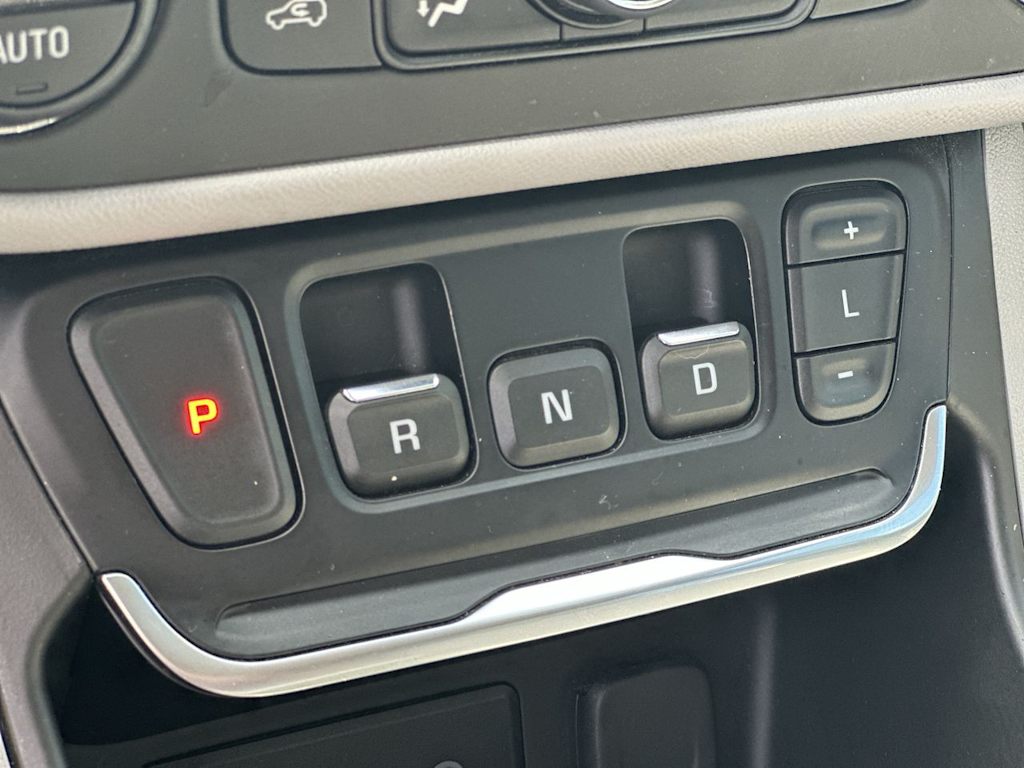 Thumbnail: 2018 GMC Terrain - 31