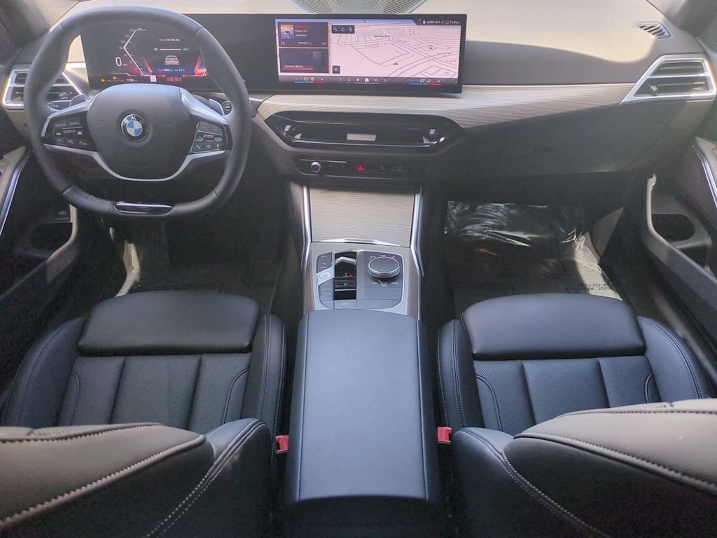 Thumbnail: 2025 BMW 3 Series - 10