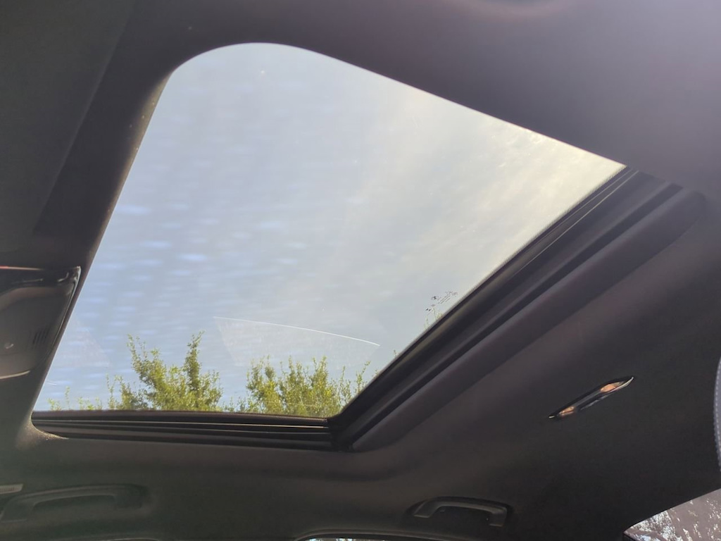 Thumbnail: 2025 BMW 3 Series - 29