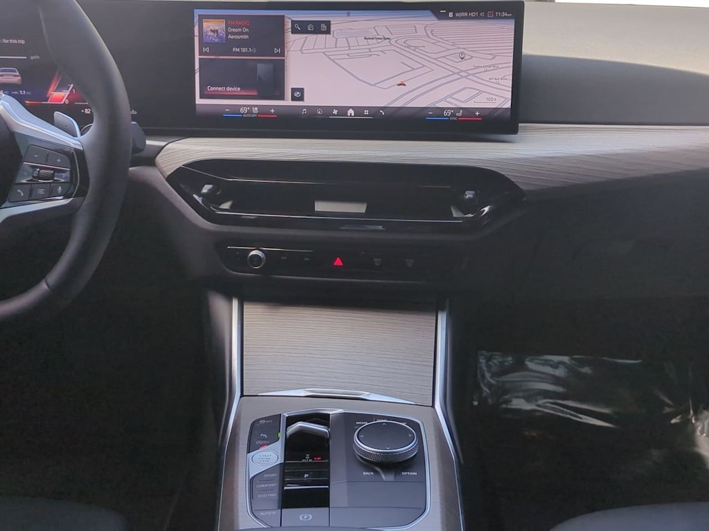 Thumbnail: 2025 BMW 3 Series - 16