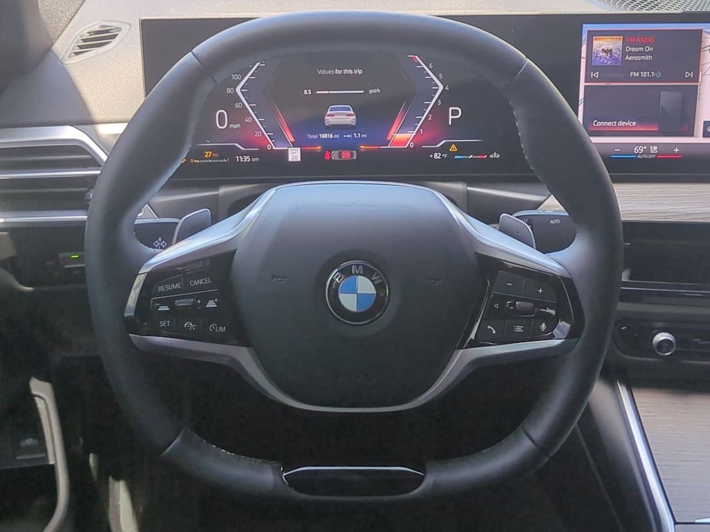 Thumbnail: 2025 BMW 3 Series - 14