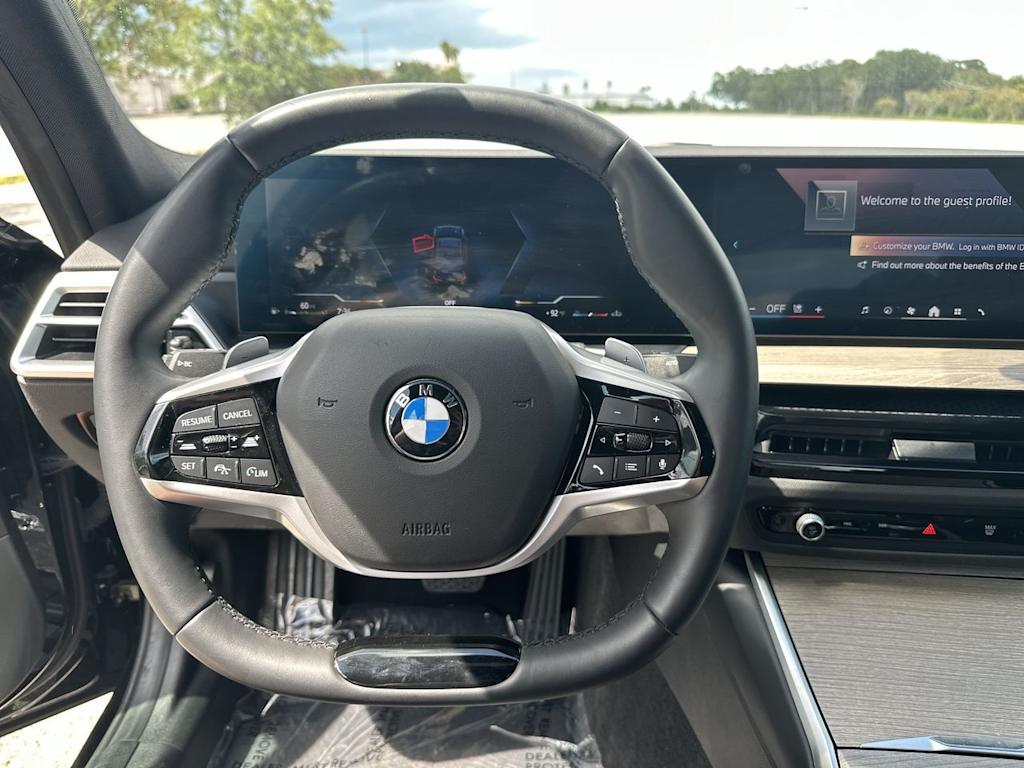 Thumbnail: 2025 BMW 3 Series - 2