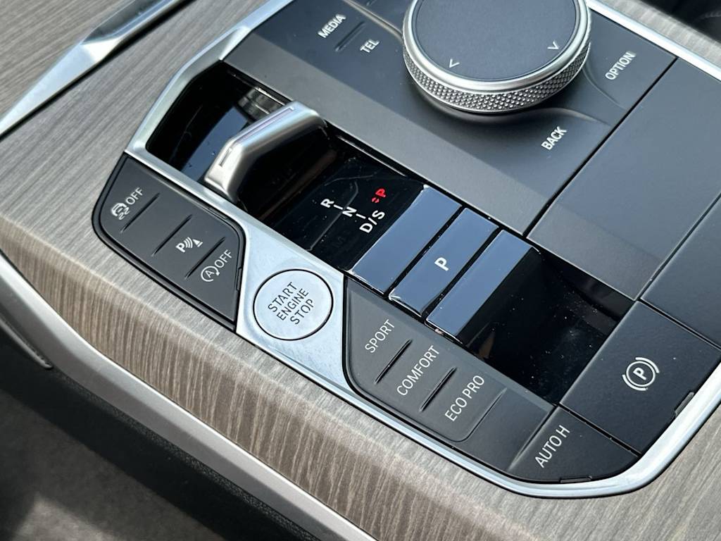 Thumbnail: 2025 BMW 3 Series - 13