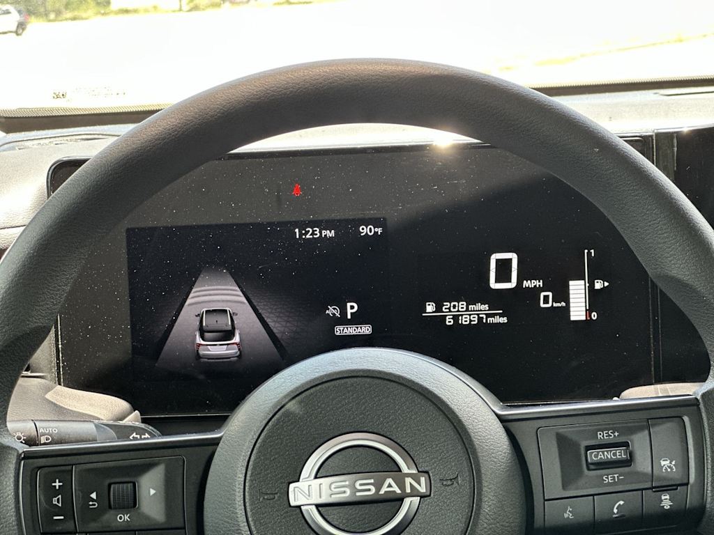Thumbnail: 2025 Nissan Kicks - 17