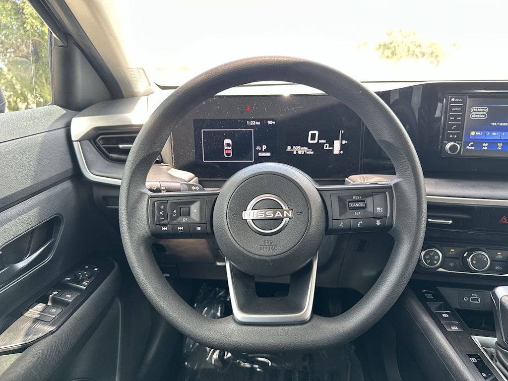 Thumbnail: 2025 Nissan Kicks - 10
