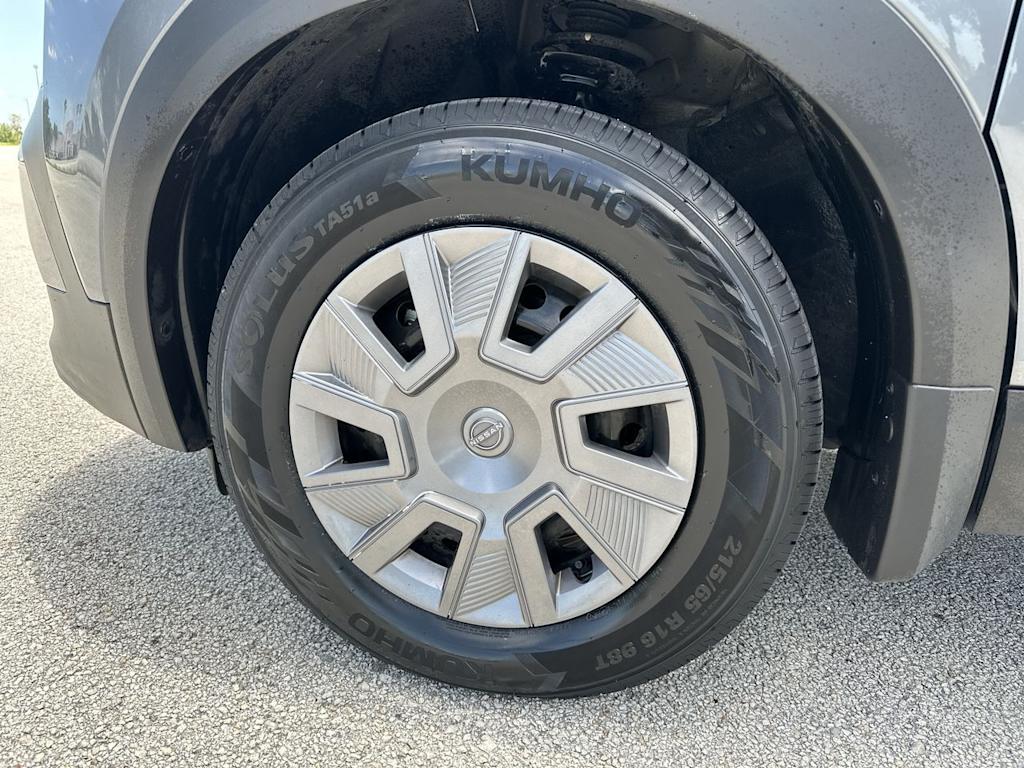 Thumbnail: 2025 Nissan Kicks - 8