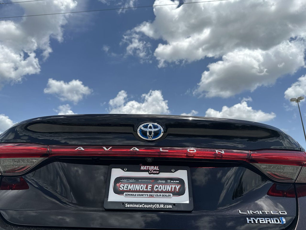Thumbnail: 2021 Toyota Avalon - 24