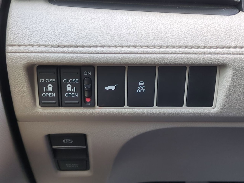 Thumbnail: 2025 Honda Odyssey - 26