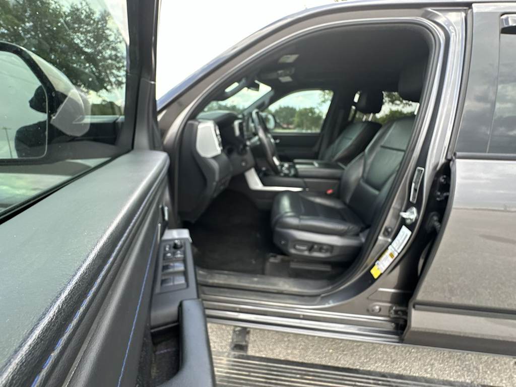 Thumbnail: 2022 Toyota Tundra - 12