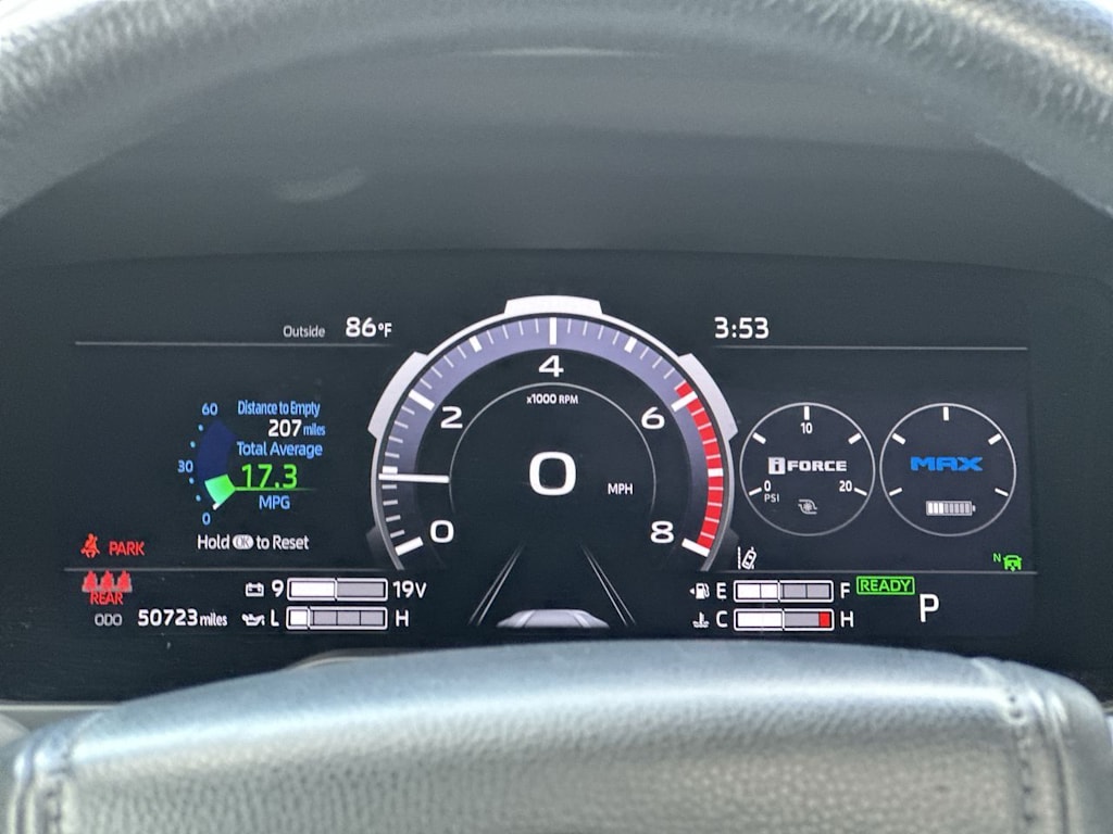 Thumbnail: 2022 Toyota Tundra - 16