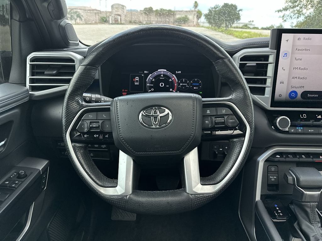 Thumbnail: 2022 Toyota Tundra - 9