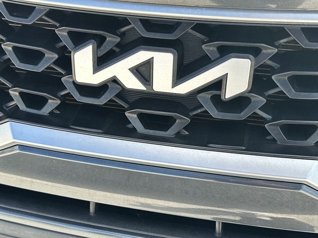 Thumbnail: 2022 Kia Sorento - 7