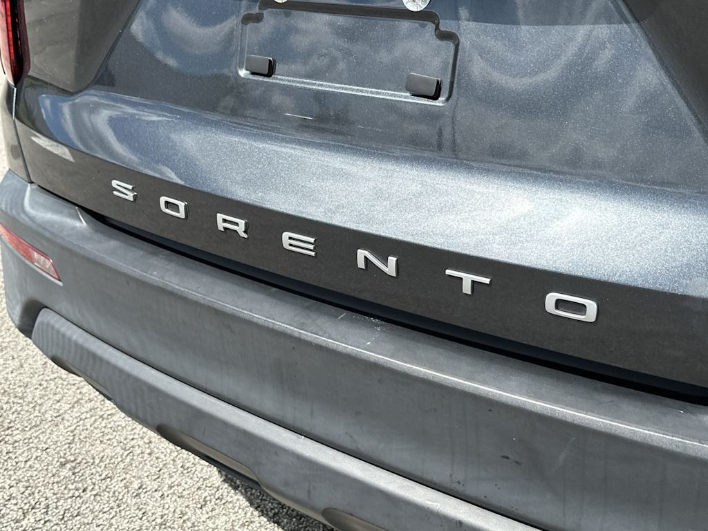Thumbnail: 2022 Kia Sorento - 24