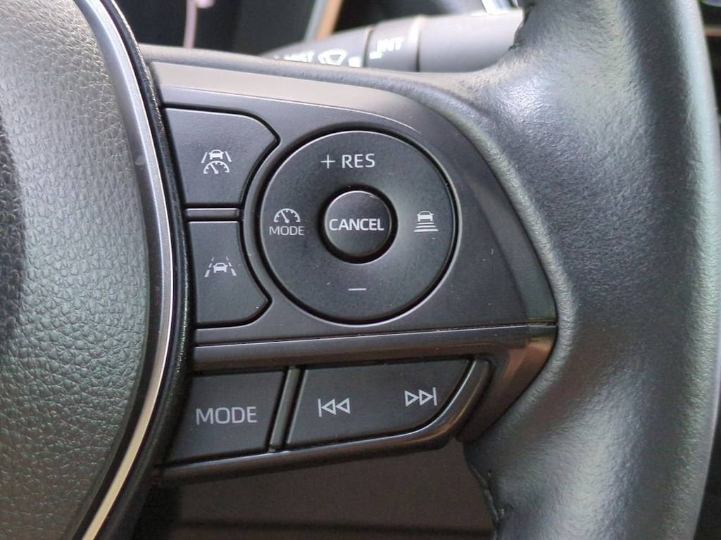 2023 Toyota Corolla XSE 32