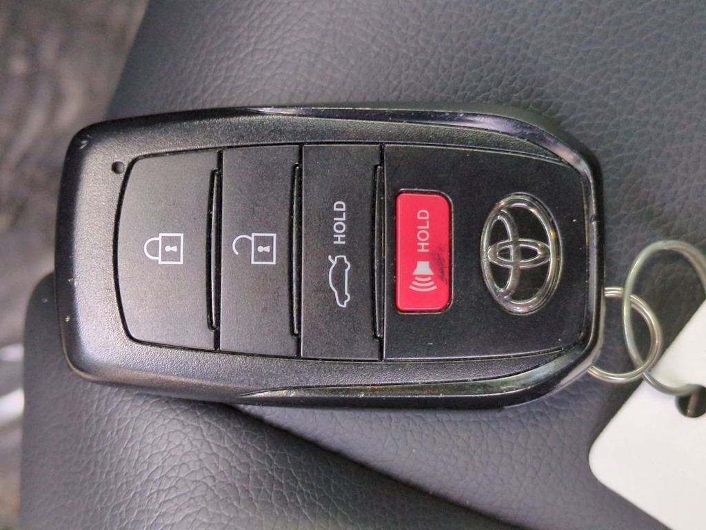 2023 Toyota Corolla XSE 19
