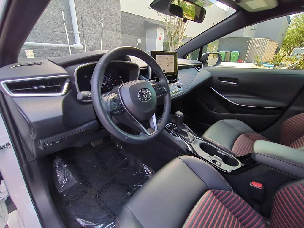 2023 Toyota Corolla XSE 2