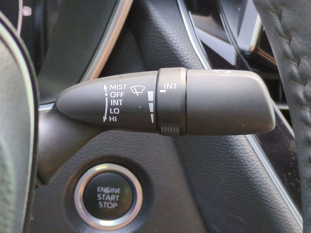 2023 Toyota Corolla XSE 33