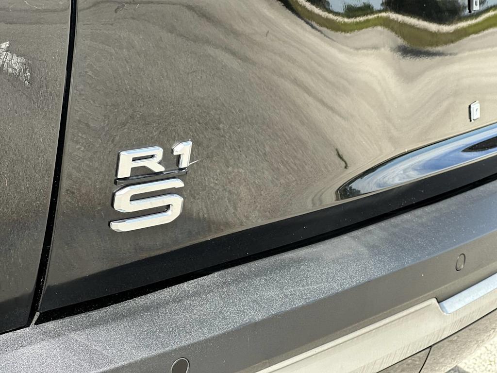 Thumbnail: 2024 Rivian R1S - 20