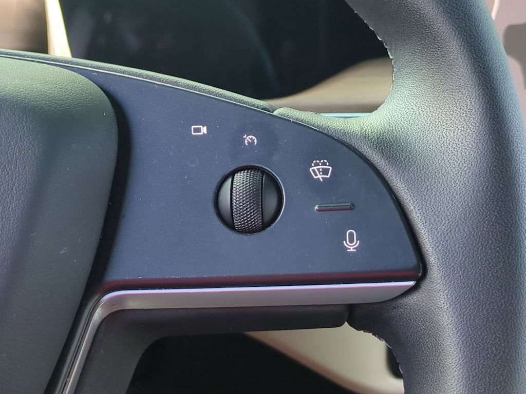 Thumbnail: 2024 Tesla Model X - 26