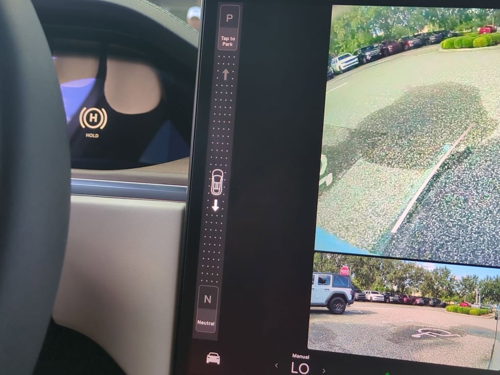 Thumbnail: 2024 Tesla Model X - 31