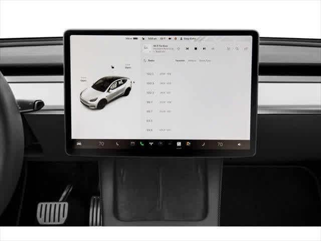 Thumbnail: 2022 Tesla Model Y - 10