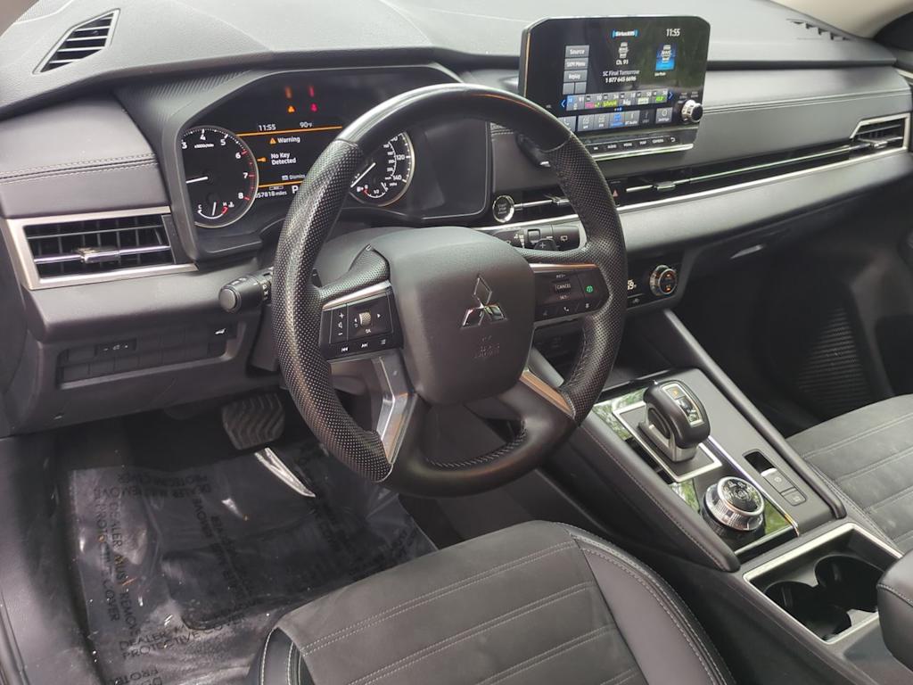 Thumbnail: 2024 Mitsubishi Outlander - 2