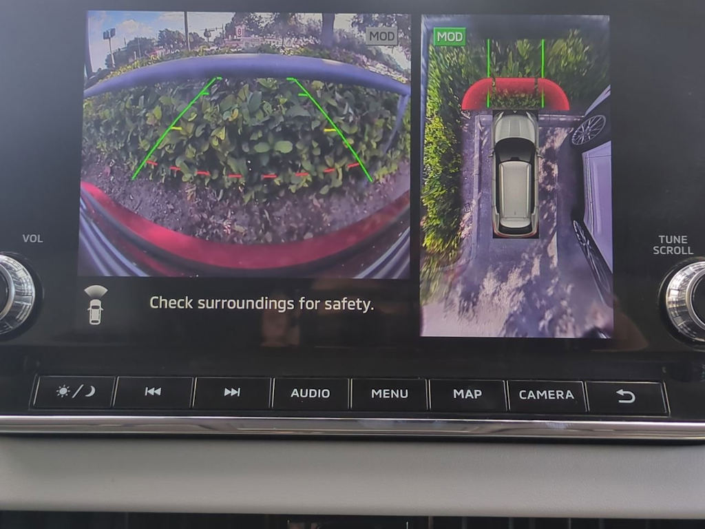 Thumbnail: 2024 Mitsubishi Outlander - 34