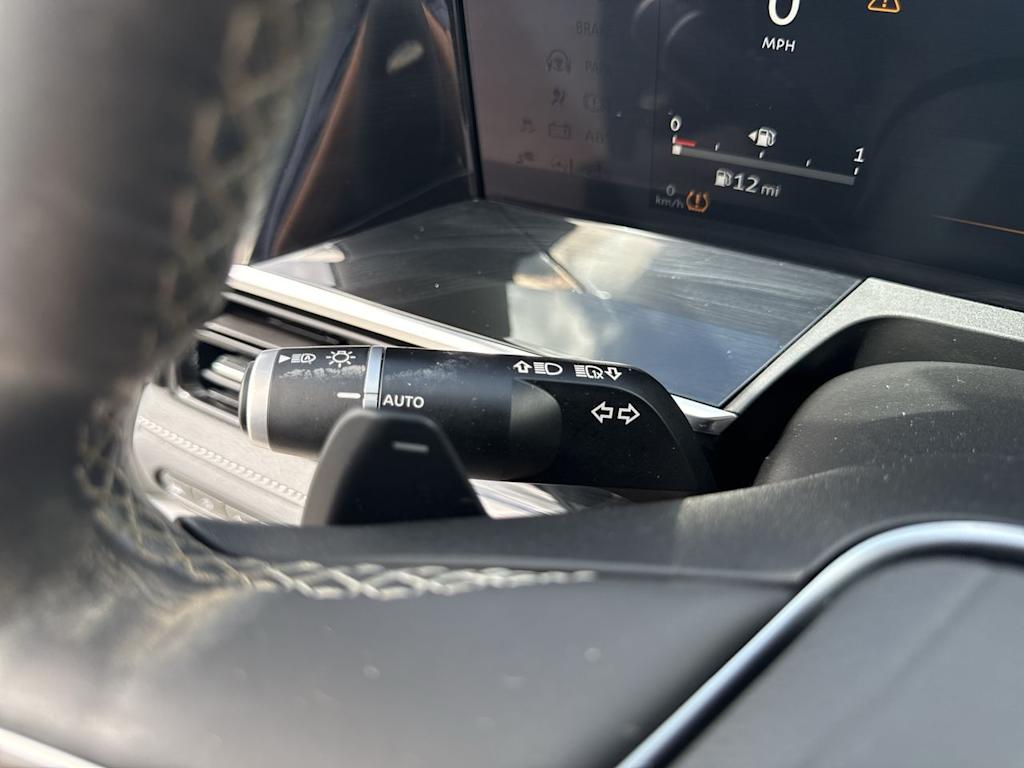 Thumbnail: 2025 INFINITI QX80 - 17