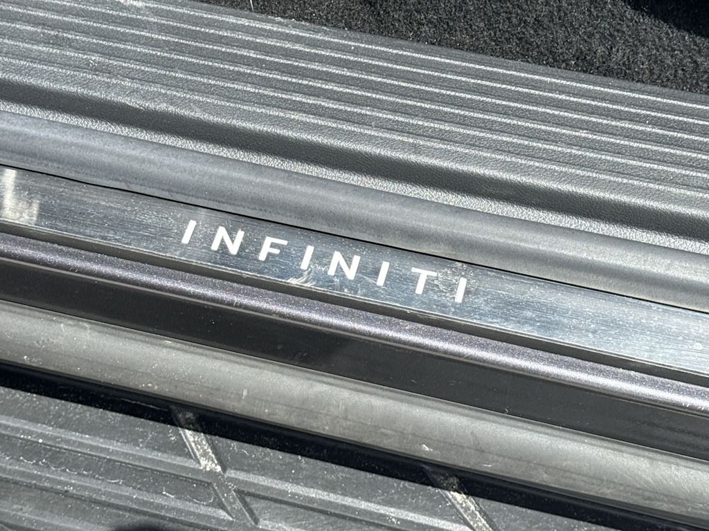 Thumbnail: 2025 INFINITI QX80 - 7