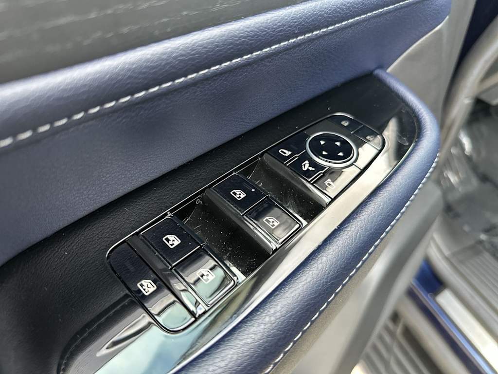 Thumbnail: 2026 INFINITI QX80 - 29