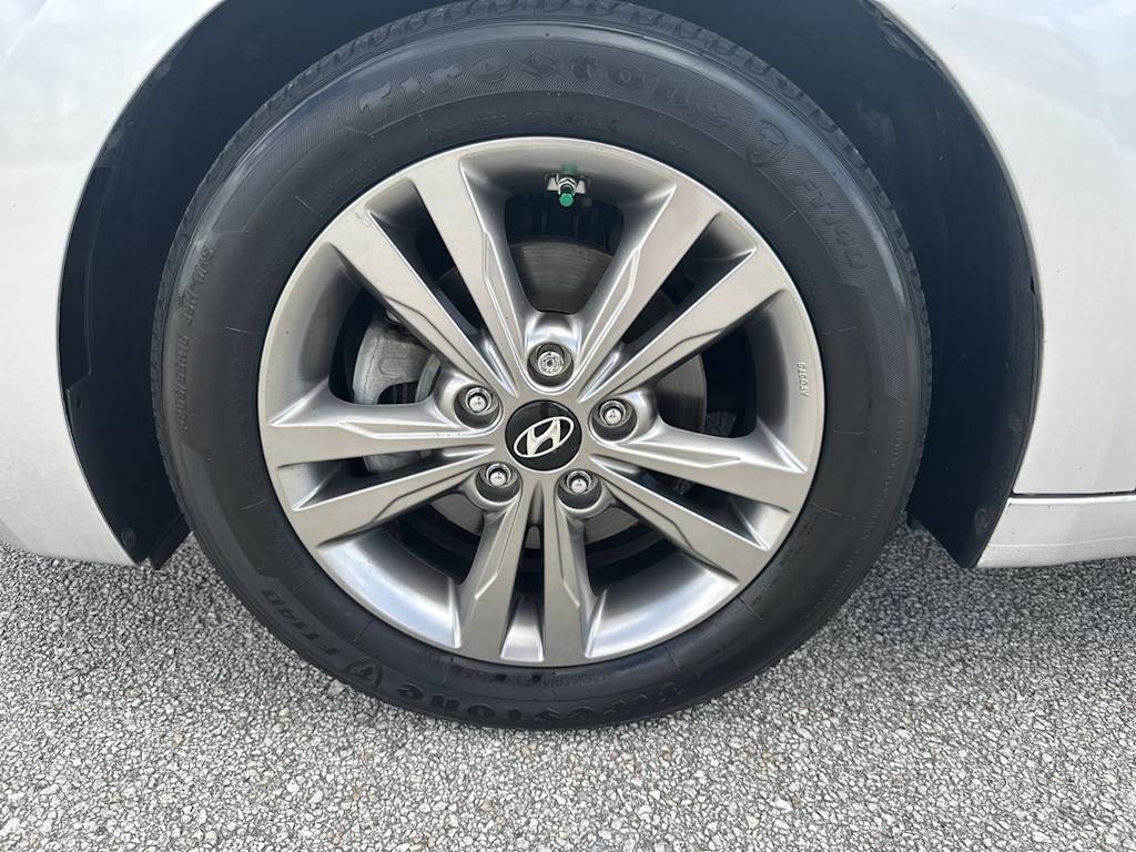 Thumbnail: 2018 Hyundai Elantra - 7