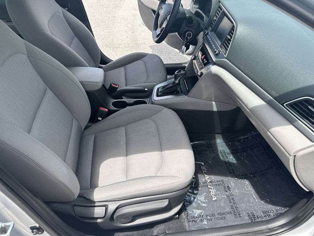 Thumbnail: 2018 Hyundai Elantra - 30