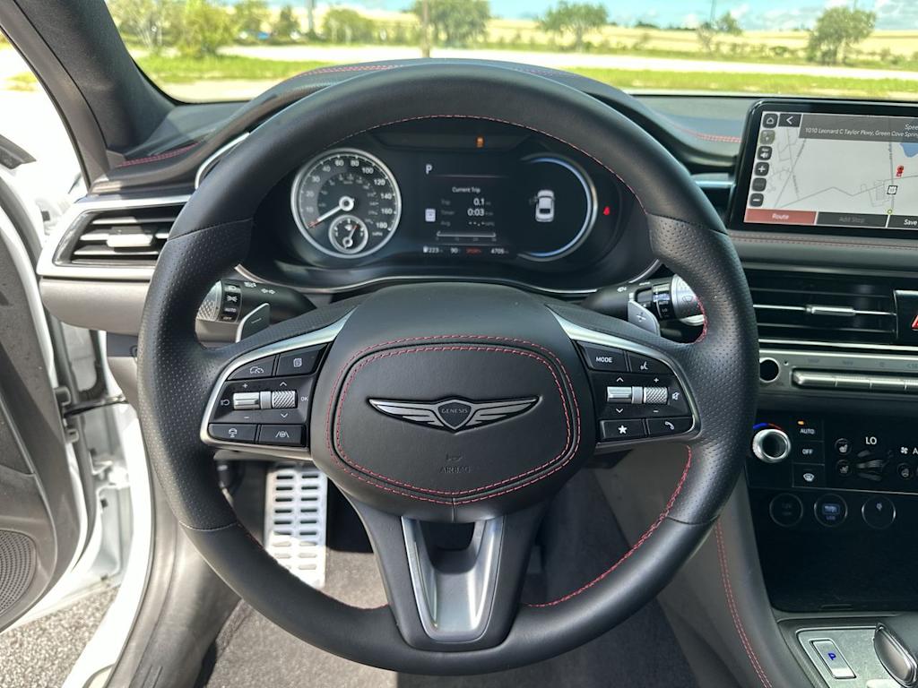 Thumbnail: 2025 Genesis G70 - 10