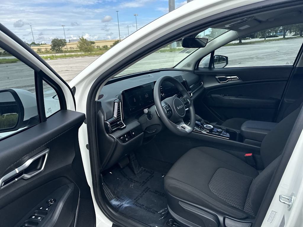 Thumbnail: 2024 Kia Sportage - 2
