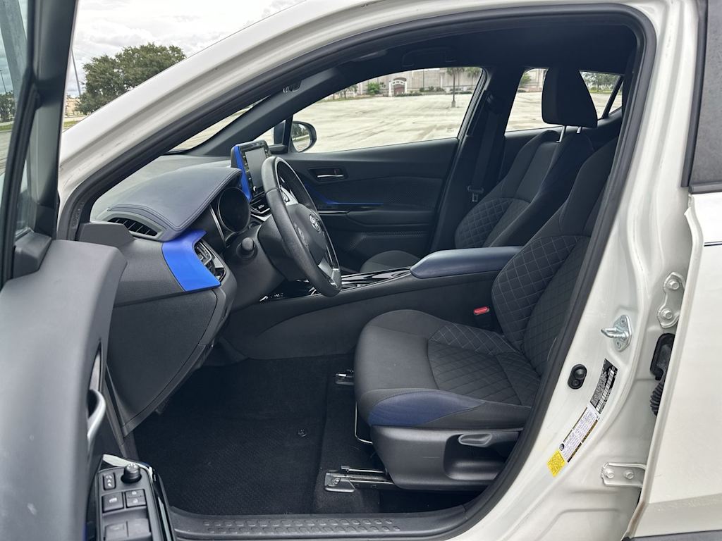 Thumbnail: 2021 Toyota C-HR - 11